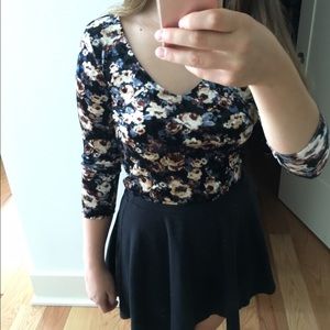 *SELLING IN ONE MONTH* velvet crop top