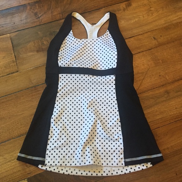 Lululemon top
