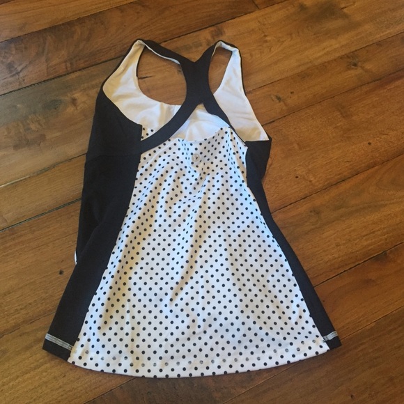 Lululemon top - Picture 2 of 2