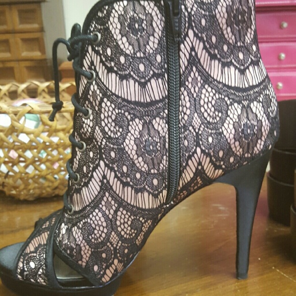 GORGEOUS Kate Preston high heel summer boots