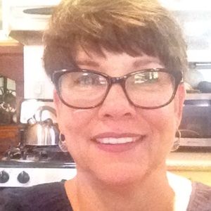 Meet your Posher, Leeann