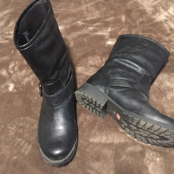 Arizona boots. Sold - Picture 2 of 4