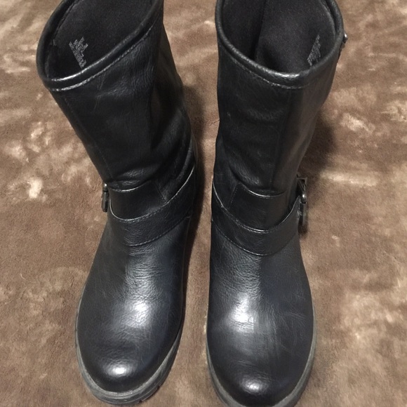 Arizona boots. Sold - Picture 3 of 4