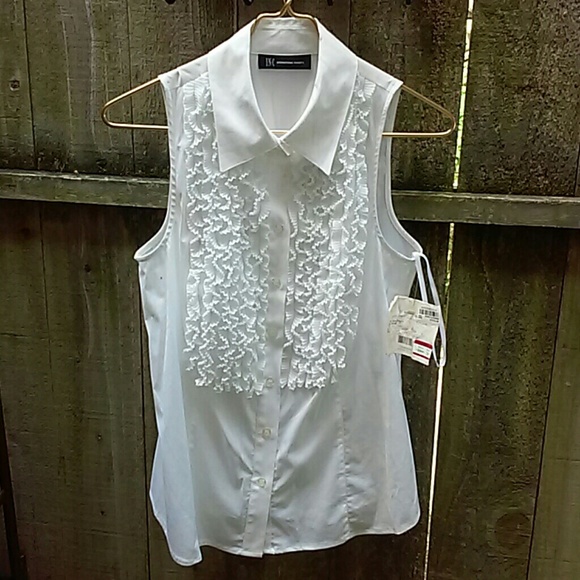 Ruffle front short sleeve blouse