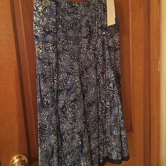 Pretty Nomadic Traders skirt