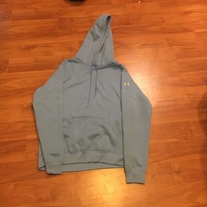 Under Armour sweatshirt