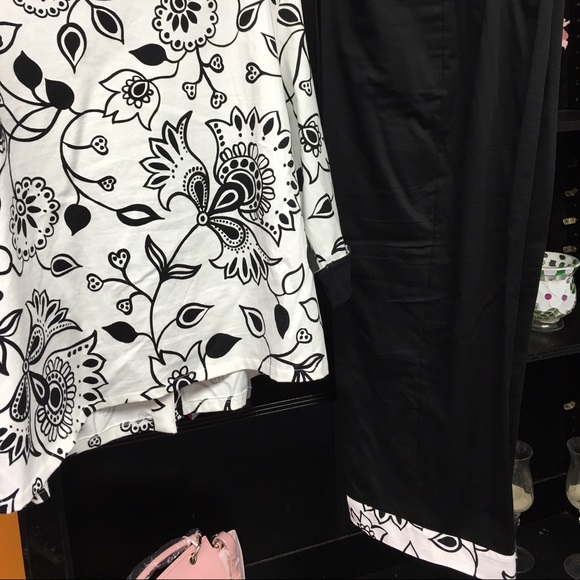 Capri & Jacket Set - Picture 4 of 4