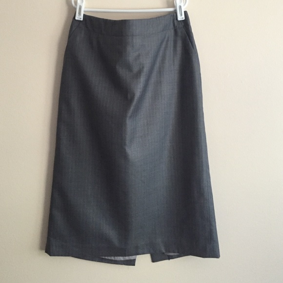 Banana Republic Dresses & Skirts - Banana Republic suiting skirt