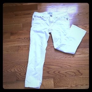 🌺Hello summer white Capri