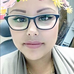 Meet your Posher, Bethsau