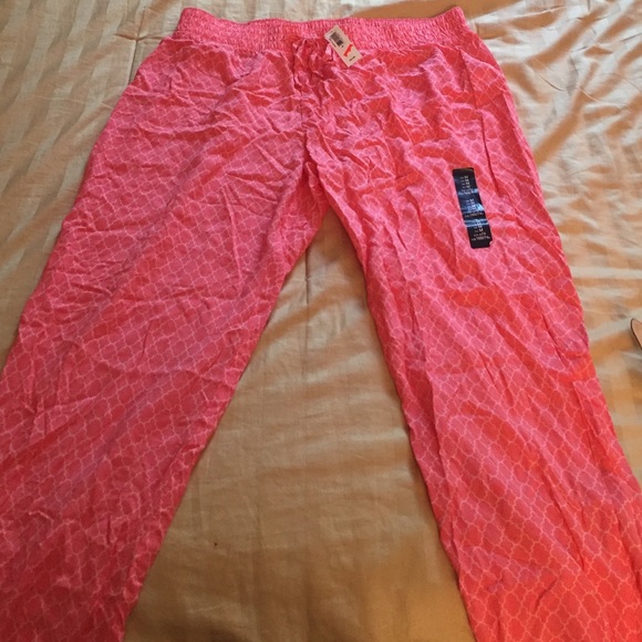 Gap Body light-weight sleeper pants