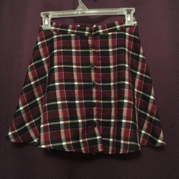 Plaid skirt from Pacsun