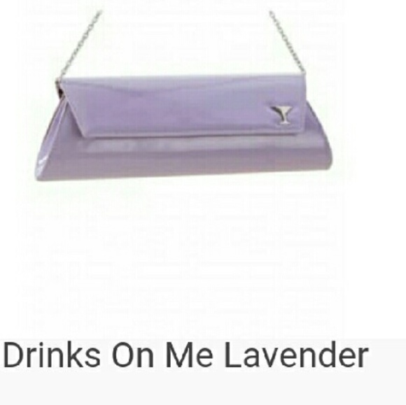 clutch new in package with shoulder chain