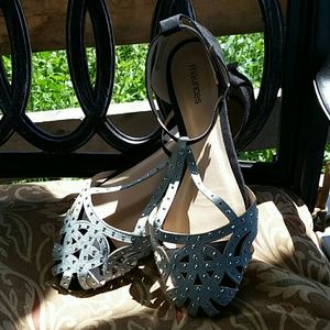 Maurices sandals