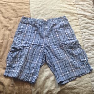32 men's shorts blue plaid