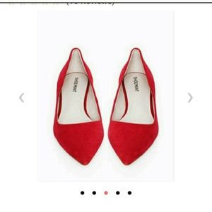 NEVER WORN RED SHIPMENT FLATS