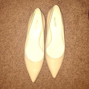 Nine West work kitty heels