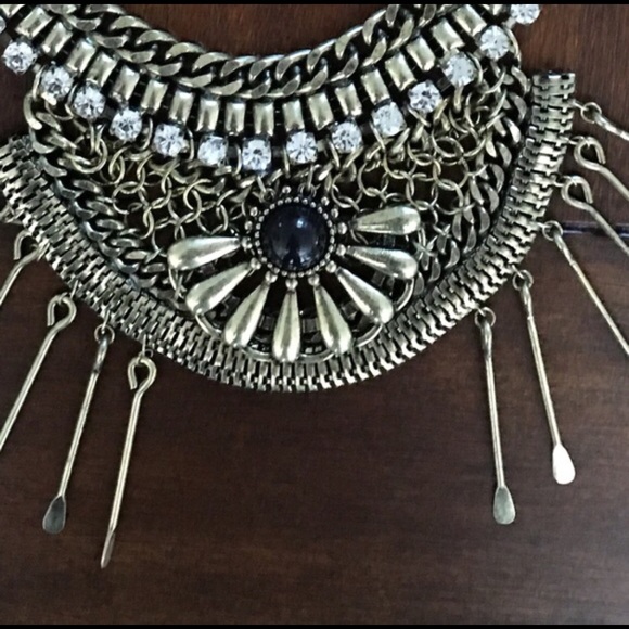 🚨SOLD🚨 Leith stone and spoon charm necklace - Picture 2 of 3