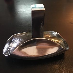 Calvin Klein Euphoria perfume