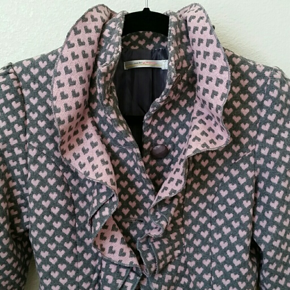 Stylish Long jacket with Ruffle collar - Picture 2 of 4