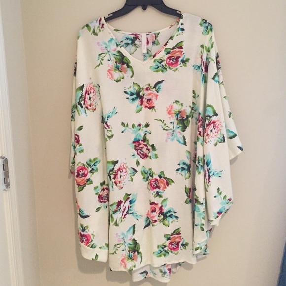 Floral tshirt dress