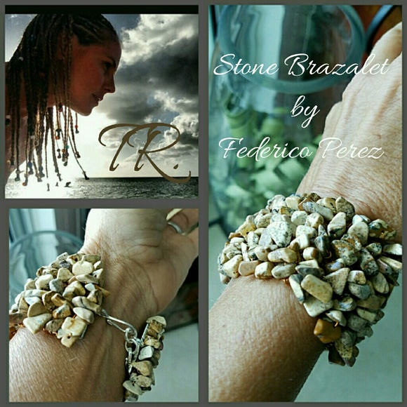 Stone Brazalet 💋30% Off Bundles💋
