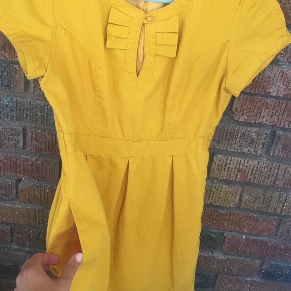 Little yellow dress - Picture 4 of 4