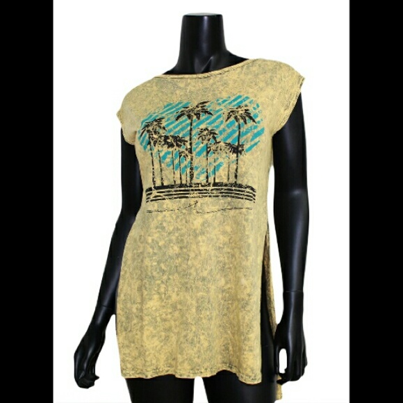 High/Low Kimono - Picture 1 of 3