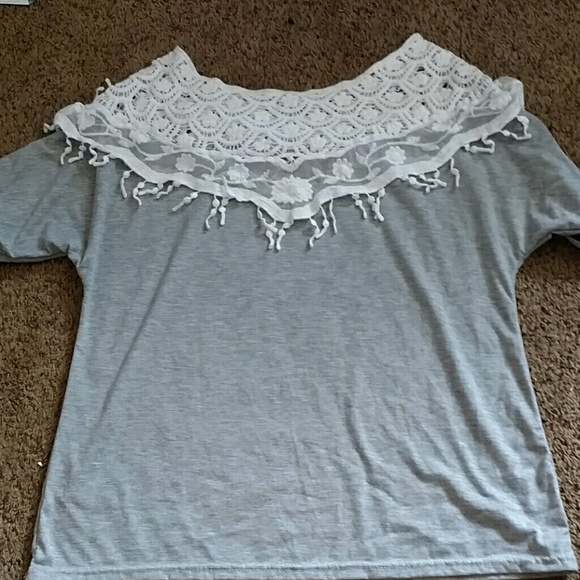 Gray T-shirt - Picture 1 of 1