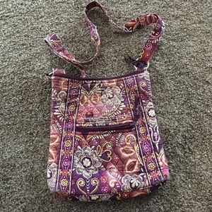 Vera Bradley body crossover