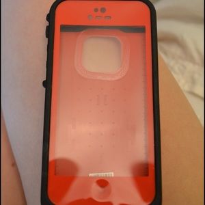 iPhone 5/5s/SE Red Lifeproof Case