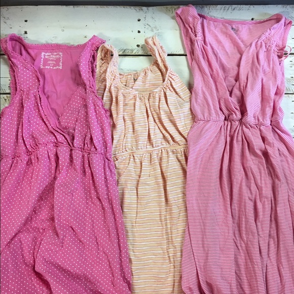 Motherhood maternity nursing gown bundle