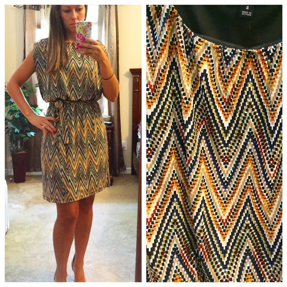 EUC- great dress and very comfortable - Picture 1 of 1