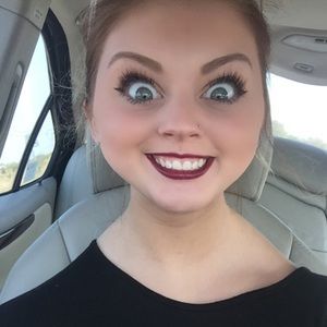 Meet your Posher, Raegan