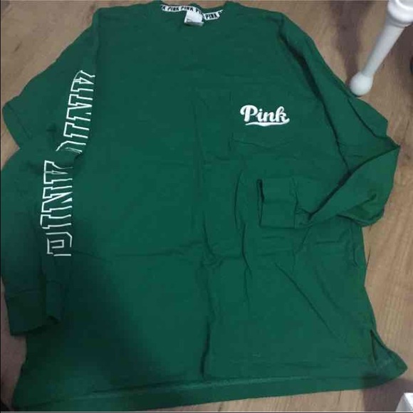 VS Pink green crew
