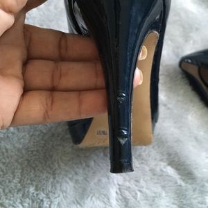 Vince Camuto Navy Heels