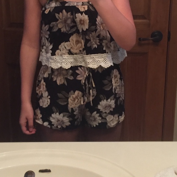 Romper - Picture 3 of 3