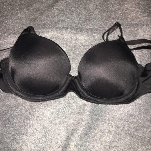 Black wear everywhere lightly lines bra