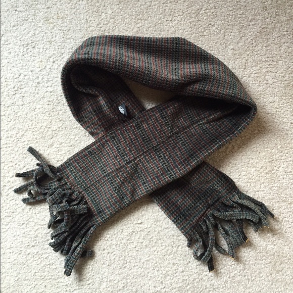 Houndstooth Fleece Scarf