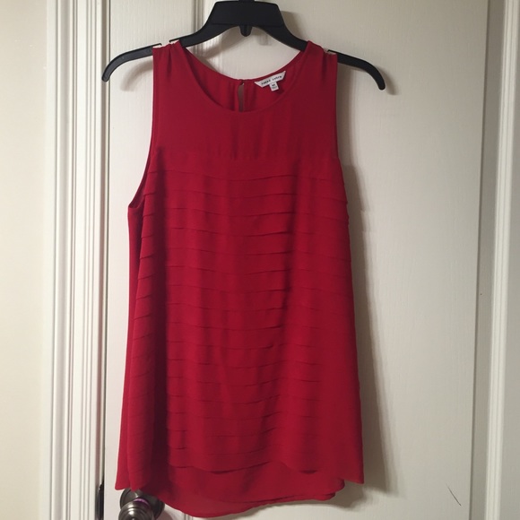 Red ruffle tank