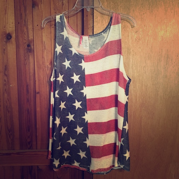 Tops - Sold! Perfect summer tank