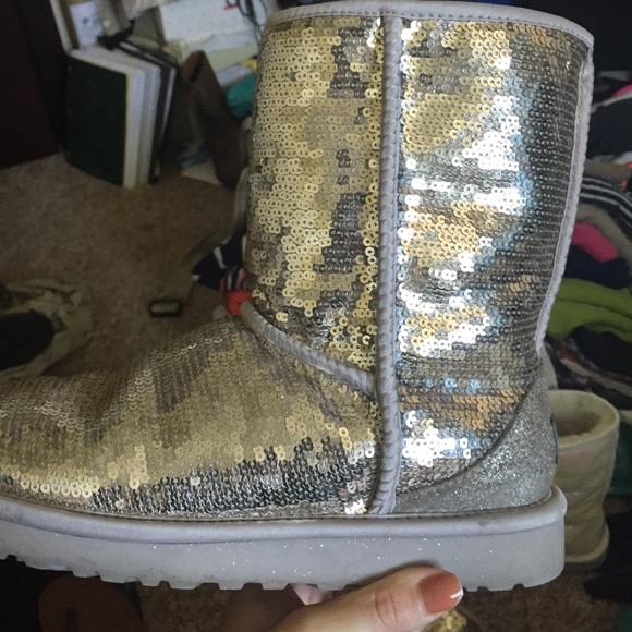 Ugg boots - Picture 2 of 4