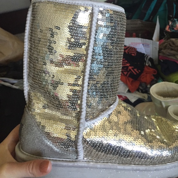 Ugg boots - Picture 3 of 4