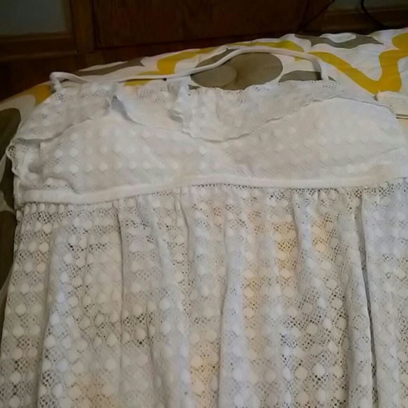 🆕 Kenneth Cole cover up. Final markdown 👠👗👙 - Picture 3 of 4