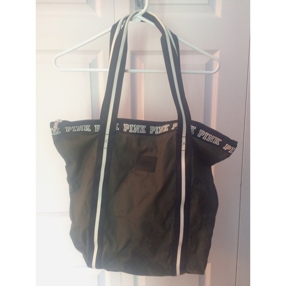 Excellent condition!! Olive green PINK zip tote