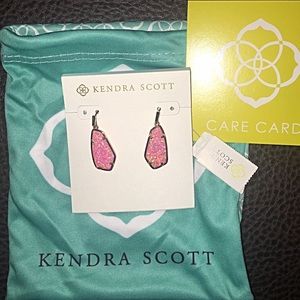 Kendra Scott Camelia Earrings