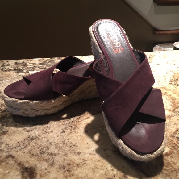 Chocolate brown leather peep toe sandals