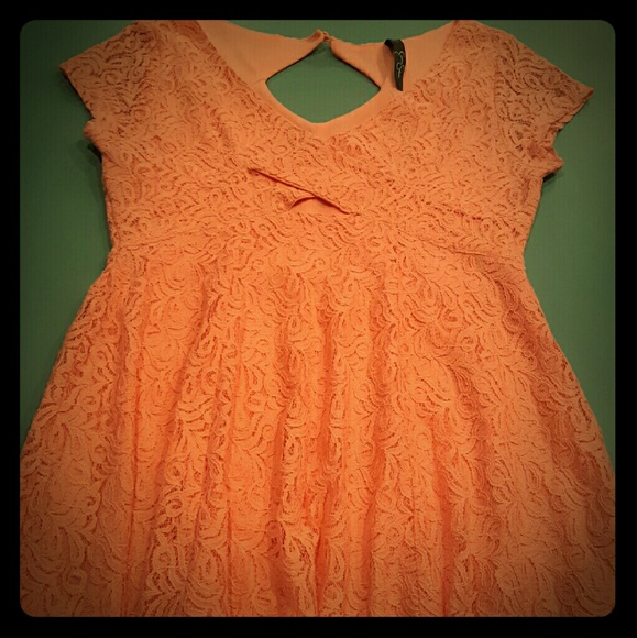 Jessica Simpson dress