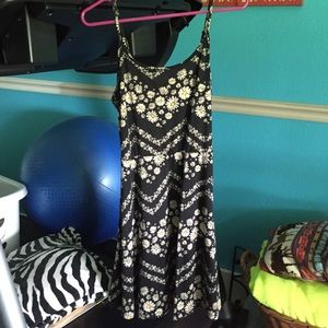Daisy print dress