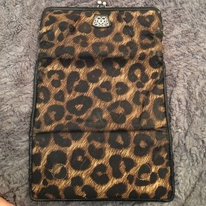 Brighton wallet